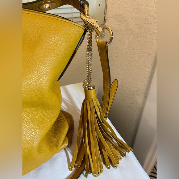 Michael Kors Large Leather Brooklyn Shoulder Bag in Yellow - Picture 4 of 12